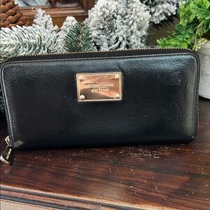 Michael Kors Black Leather Wallet with Gold Logo Zip Around